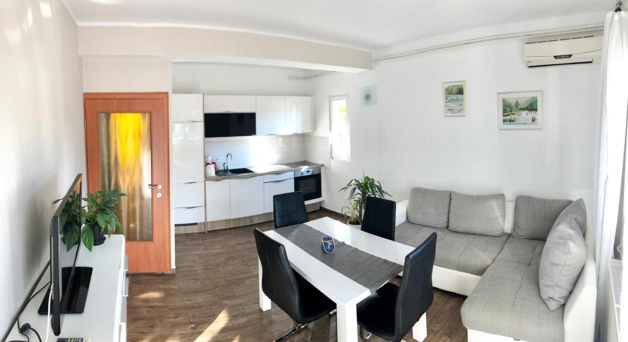 Apartments & Rooms Formenti Skradin Εξωτερικό φωτογραφία