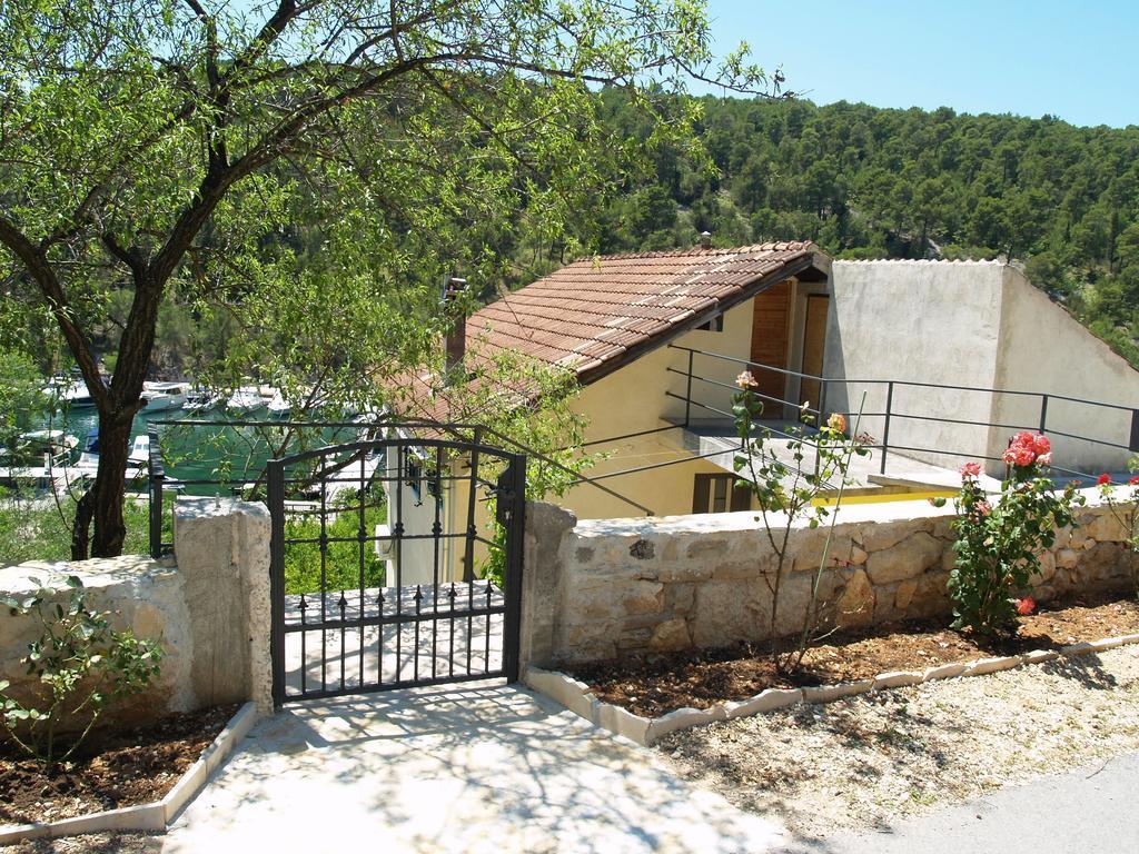 Apartments & Rooms Formenti Skradin Εξωτερικό φωτογραφία