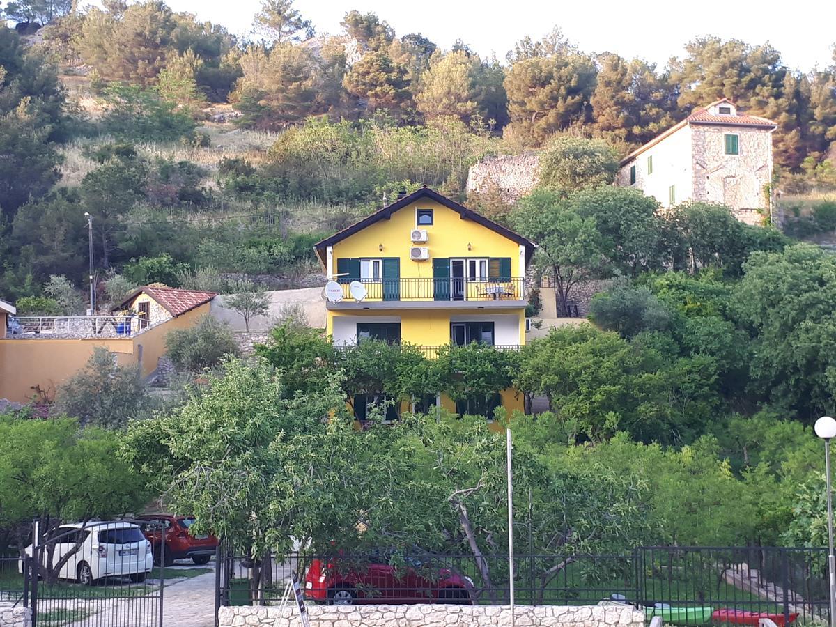 Apartments & Rooms Formenti Skradin Εξωτερικό φωτογραφία